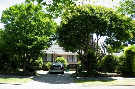 Photo of property in 11 Pinehurst Crescent, Russley, Christchurch, 8042
