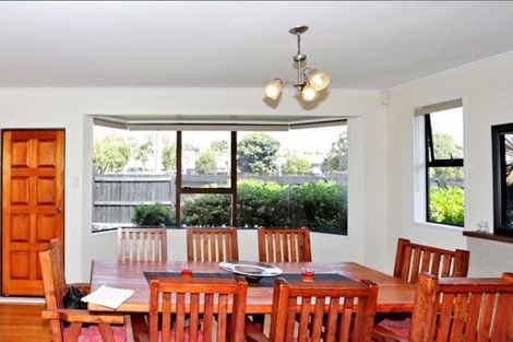 Photo of property in 31 Queen Road, Bellevue, Tauranga, 3110