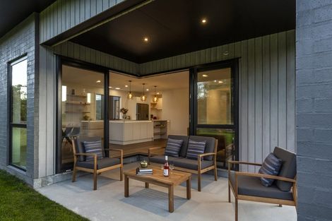 Photo of property in 32 Okaia Drive, Kinloch, Taupo, 3377