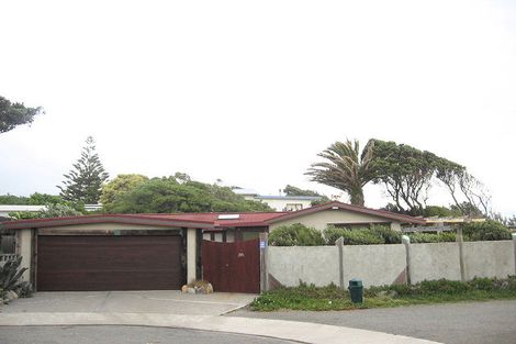 Photo of property in 3 Aotea Road, Raumati South, Paraparaumu, 5032