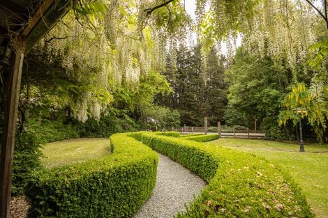 Photo of property in 201 Lochiel Branxholme Road, Lochiel, Winton, 9781