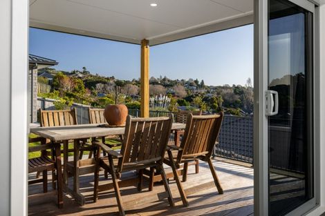 Photo of property in 111 Oteki Park Drive, Welcome Bay, Tauranga, 3112