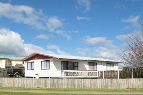 Photo of property in 35 Hotene Street, Whakatane, 3120