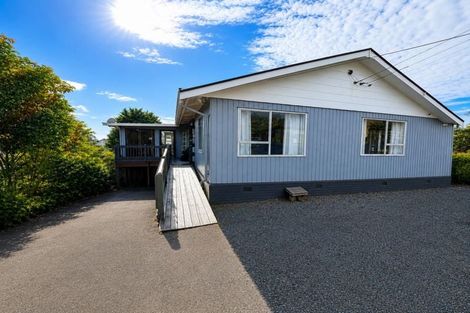 Photo of property in 112 Sunnyside Road, Sunnyvale, Auckland, 0612