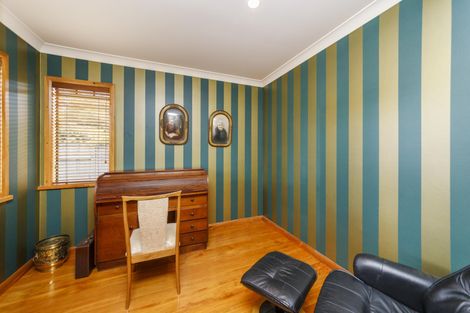 Photo of property in 44 Ruamahanga Crescent, Terrace End, Palmerston North, 4410