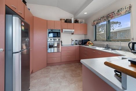 Photo of property in 6 Old Onerahi Road, Onerahi, Whangarei, 0110