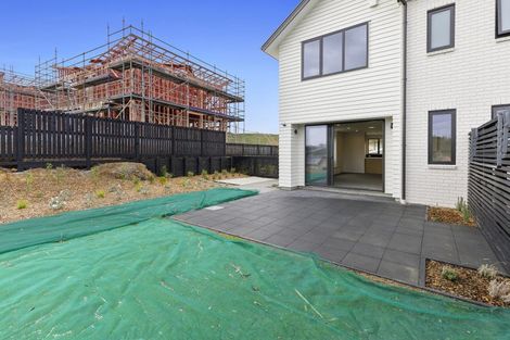 Photo of property in 58 Oakum Road, Whitby, 5024