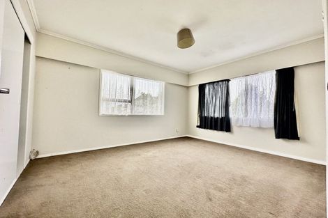 Photo of property in 17 Lane Road, Weymouth, Auckland, 2103