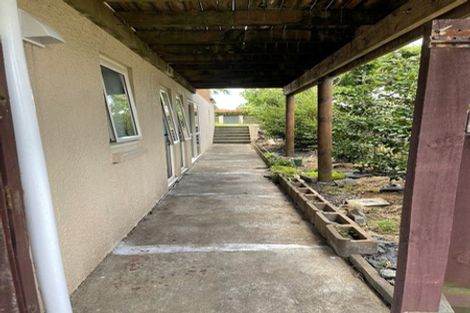 Photo of property in 56 Prince Regent Drive, Half Moon Bay, Auckland, 2012