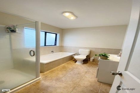 Photo of property in 23 Baverstock Road, Flat Bush, Auckland, 2016