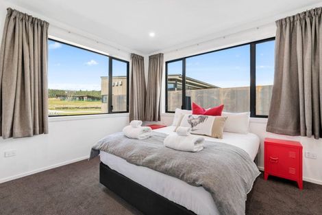 Photo of property in 65 Infinity Drive, Wanaka, 9305