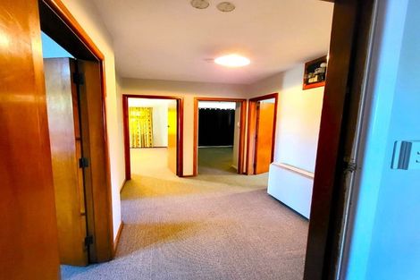 Photo of property in 294 Withells Road, Avonhead, Christchurch, 8042