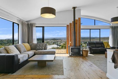 Photo of property in 9 Paurini Place, Motuoapa, Turangi, 3382