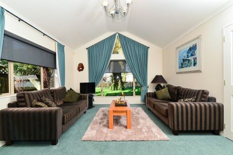 Photo of property in 76 Cairns Crescent, Rototuna, Hamilton, 3210