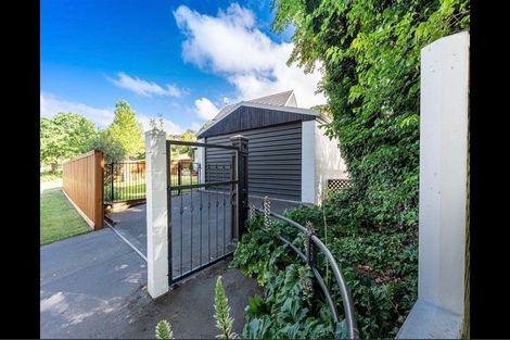 Photo of property in 1/1 Bengal Drive, Cashmere, Christchurch, 8022
