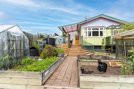 Photo of property in 2160 Manuka Gorge Highway, Waitahuna, Lawrence, 9593