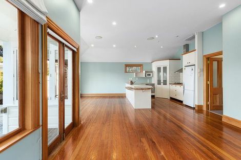 Photo of property in 23 Inglis Street, Seatoun, Wellington, 6022