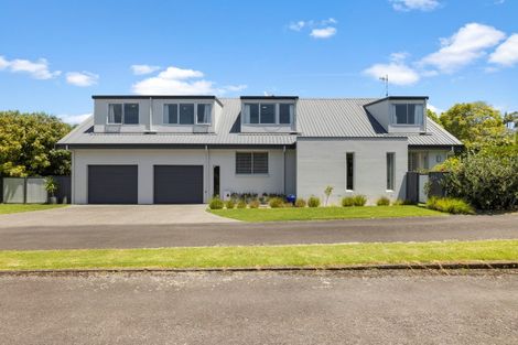 Photo of property in 15a Grace Road, Tauranga South, Tauranga, 3112