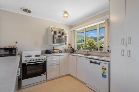 Photo of property in 57 Holyoake Crescent, Kawerau, 3127