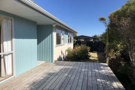 Photo of property in 12 Mountainview Terrace, Otaki Beach, Otaki, 5512