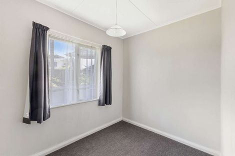 Photo of property in 19c Kenmore Street, Westown, New Plymouth, 4310