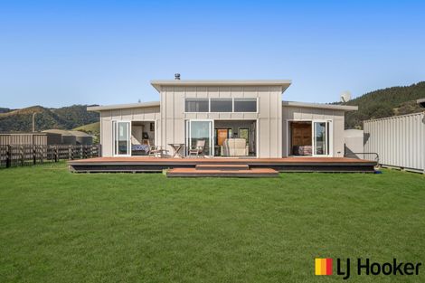 Photo of property in 42 Westside Road, Port Waikato, Tuakau, 2695