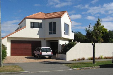Photo of property in 6 Penguin Street, Southshore, Christchurch, 8062