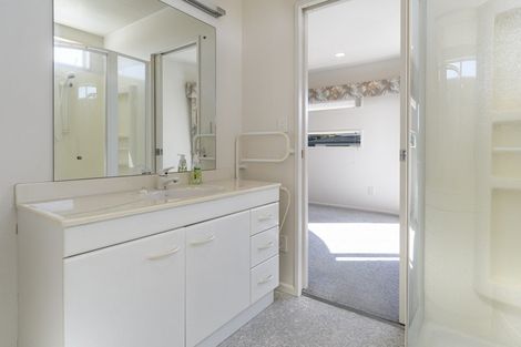 Photo of property in 10 Ashwood Grove, Omokoroa, 3114