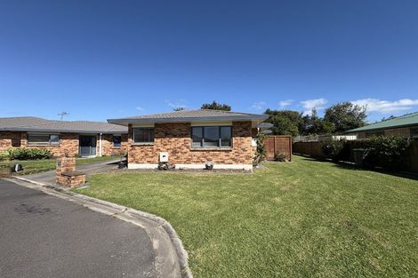 Photo of property in 8 Walnut Grove, Whakatane, 3120