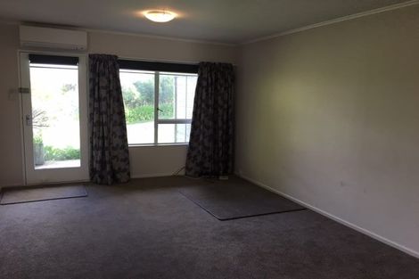 Photo of property in 2/49 Maungaraki Road, Korokoro, Lower Hutt, 5012