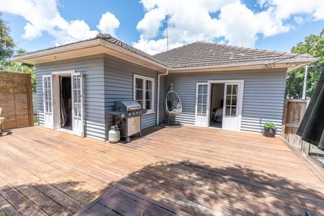 Photo of property in 12 Tui Avenue, Forest Lake, Hamilton, 3200