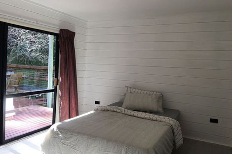 Photo of property in 11 Kereru Grove, Greenhithe, Auckland, 0632