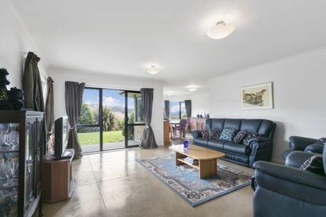 Photo of property in 91b Kakariki Way, Whitemans Valley, Upper Hutt, 5371