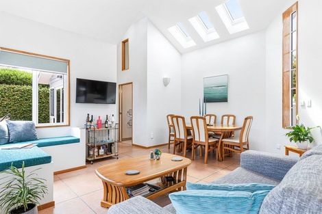 Photo of property in 15 Sissinghurst Court, Bethlehem, Tauranga, 3110