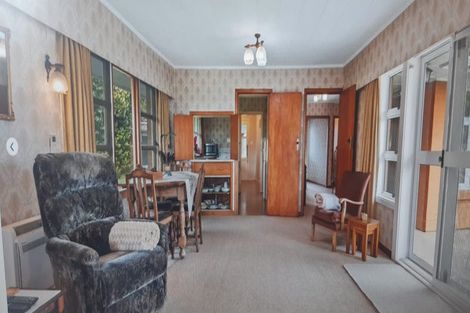 Photo of property in 17 Matipo Avenue, Pomare, Rotorua, 3015