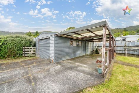 Photo of property in 22 Ruthven Road, Wainuiomata, Lower Hutt, 5014