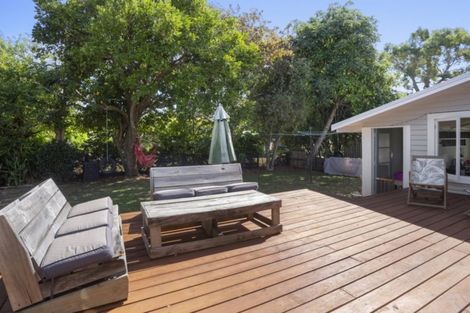 Photo of property in 31 Athenree Road, Athenree, Katikati, 3177