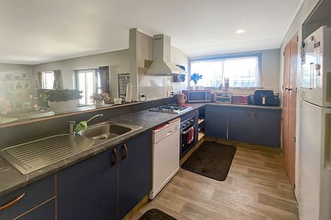 Photo of property in 15 Gibson Street, Aramoho, Whanganui, 4500