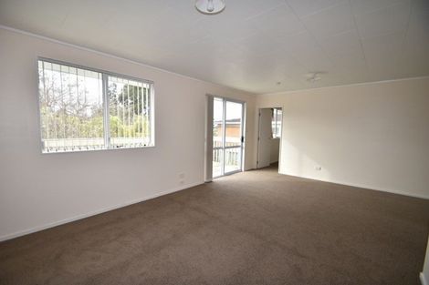 Photo of property in 2/2 Mcdowell Crescent, Hillcrest, Auckland, 0626