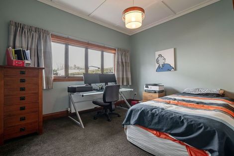 Photo of property in 24 Elmira Avenue, Hokowhitu, Palmerston North, 4410