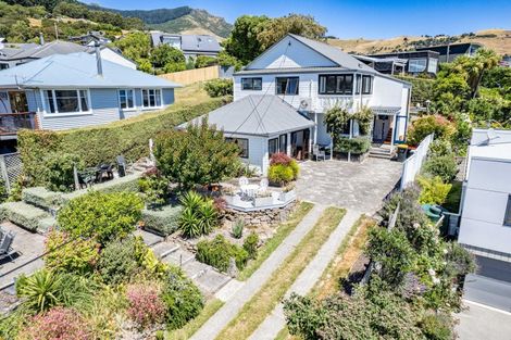Photo of property in 17 Penlington Place, Akaroa, 7520