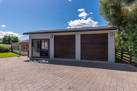 Photo of property in 33 Killalea Place, Paraparaumu, 5032