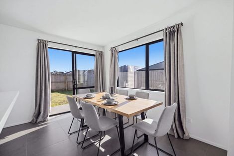 Photo of property in 32 Rubicon Place, Yaldhurst, Christchurch, 8042