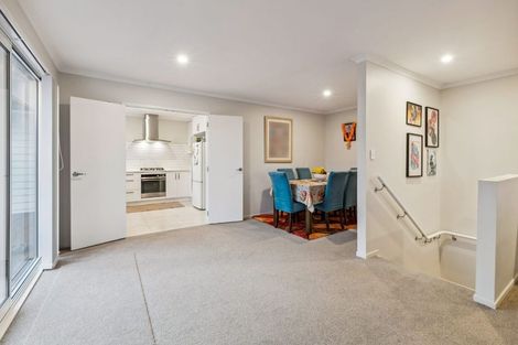 Photo of property in 110 Lisle Farm Drive, Pukekohe, 2120