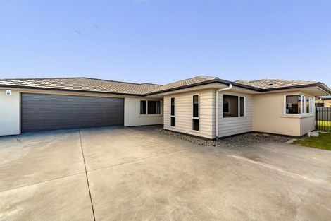 Photo of property in 15 Portland Place, Poraiti, Napier, 4112