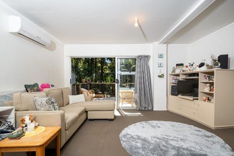 Photo of property in 737 Scenic Drive, Henderson Valley, Auckland, 0612