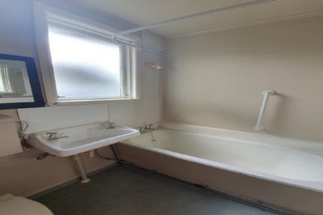 Photo of property in 4a Truman Road, Bryndwr, Christchurch, 8053