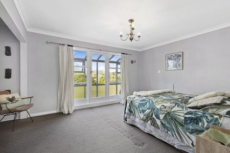 Photo of property in 15a Romney Square, Tawa, Wellington, 5028