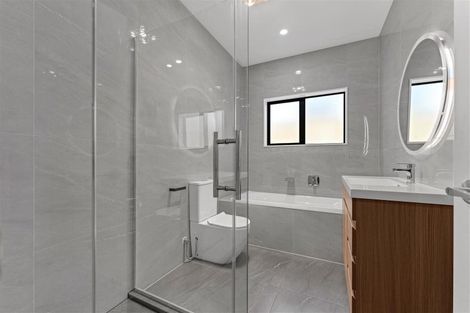 Photo of property in 14 Waimarie Drive, Karaka, 2578