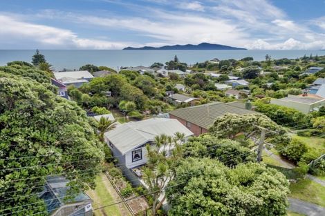 Photo of property in 153 Wellington Road, Paekakariki, 5034